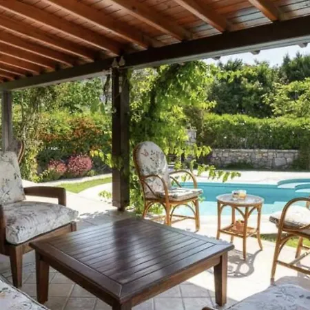 Spacious Holiday House - Family - Private Pool Saint-Tropez
