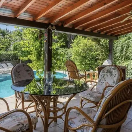 Spacious Holiday House - Family - Private Pool Tatil Evi